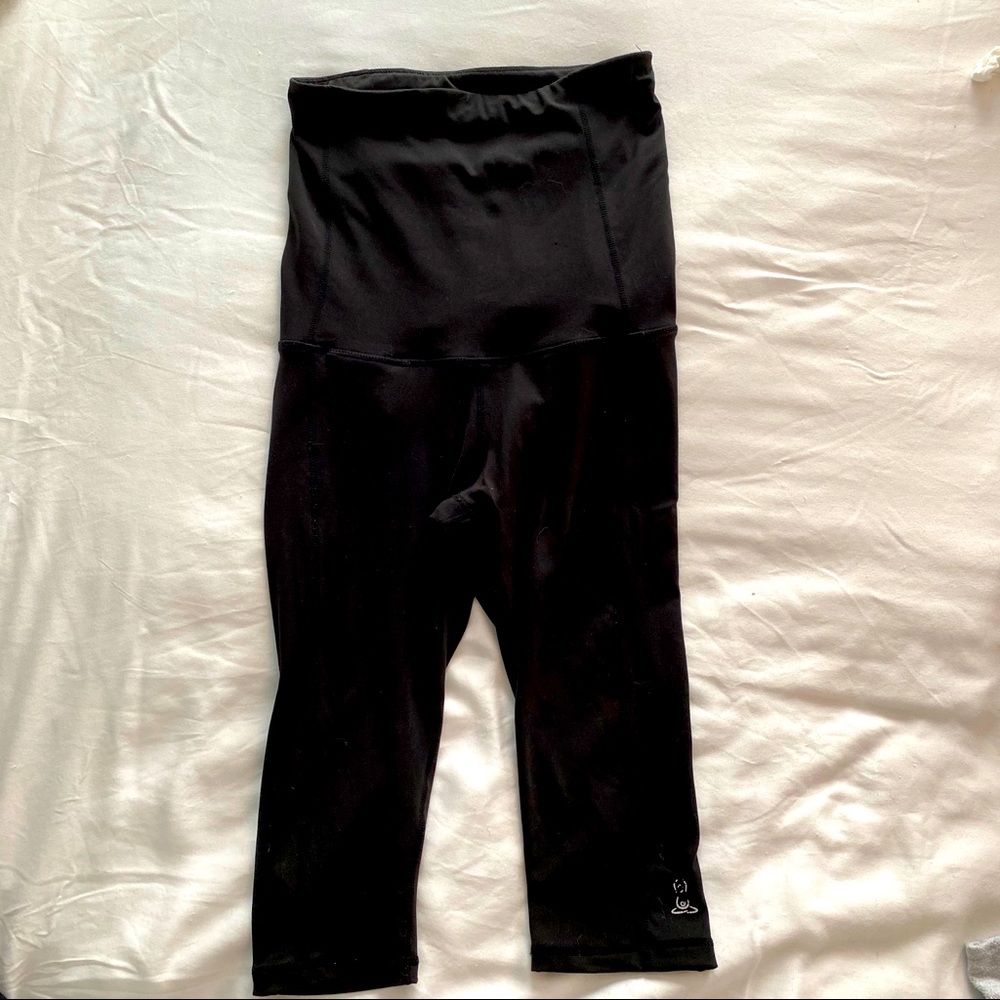 Maternity workout leggings